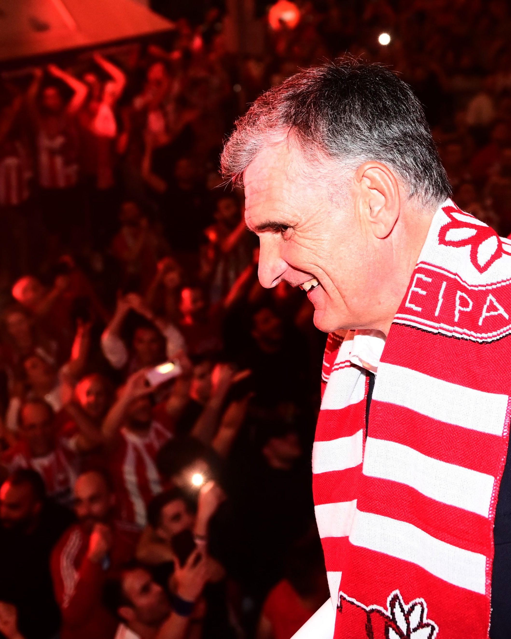 Góc Nhìn J88: Mendilibar: Khi rời Olympiacos tôi thấy tự hào, tôi đã đóng góp
