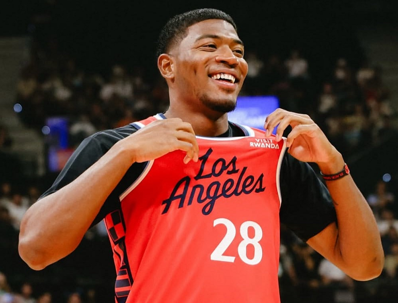 Góc Nhìn J88: 2 năm 28 triệu USD! Cầu thủ Lakers bỏ rơi ra mắt 15 phút nổ 21 điểm 5 rebound, đội t