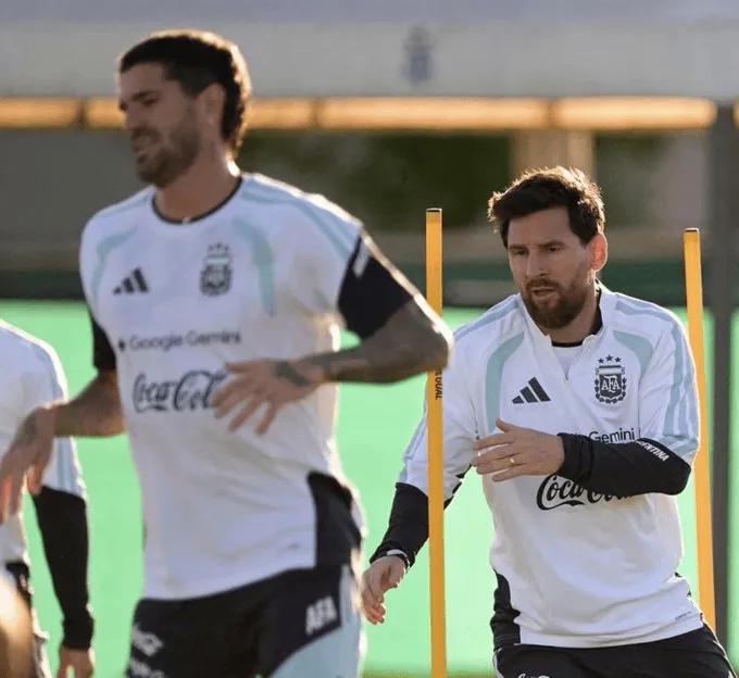 Góc Nhìn J88: Rơi nước mắt! Messi hoàn thành buổi tập cuối cùng cho đội tuyển, trận chia tay sẽ